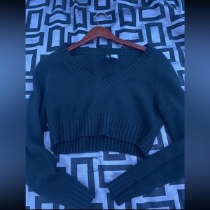 Cropped sweater top | black | size small